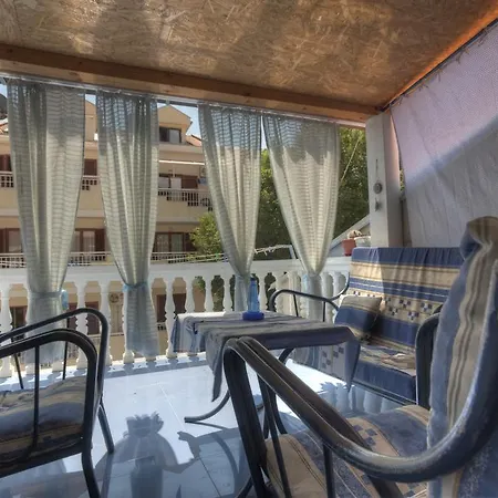 Mira Apartament Budva